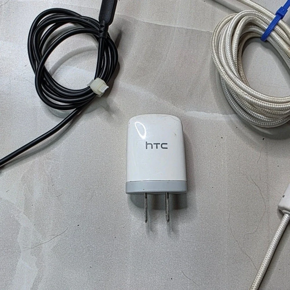 HTC TC U250 AC Adapter 5V 1A Wall Charger Micro-USB and Braided USB-C Cables W4